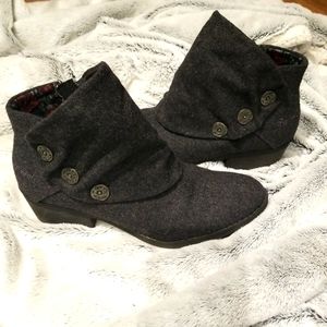 Blowfish grey flannel ankle boots size 7